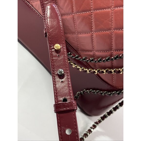 CHANEL Gabrielle Small Hobo Crossbody Bag Red Aged Calfskin Quilted Leather - Picture 7 of 16